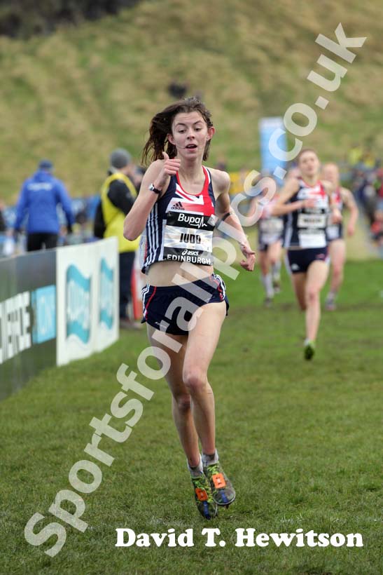 Jessica Judd in the junior womens 2013 BUPA Great Edinburgh Cross Country.